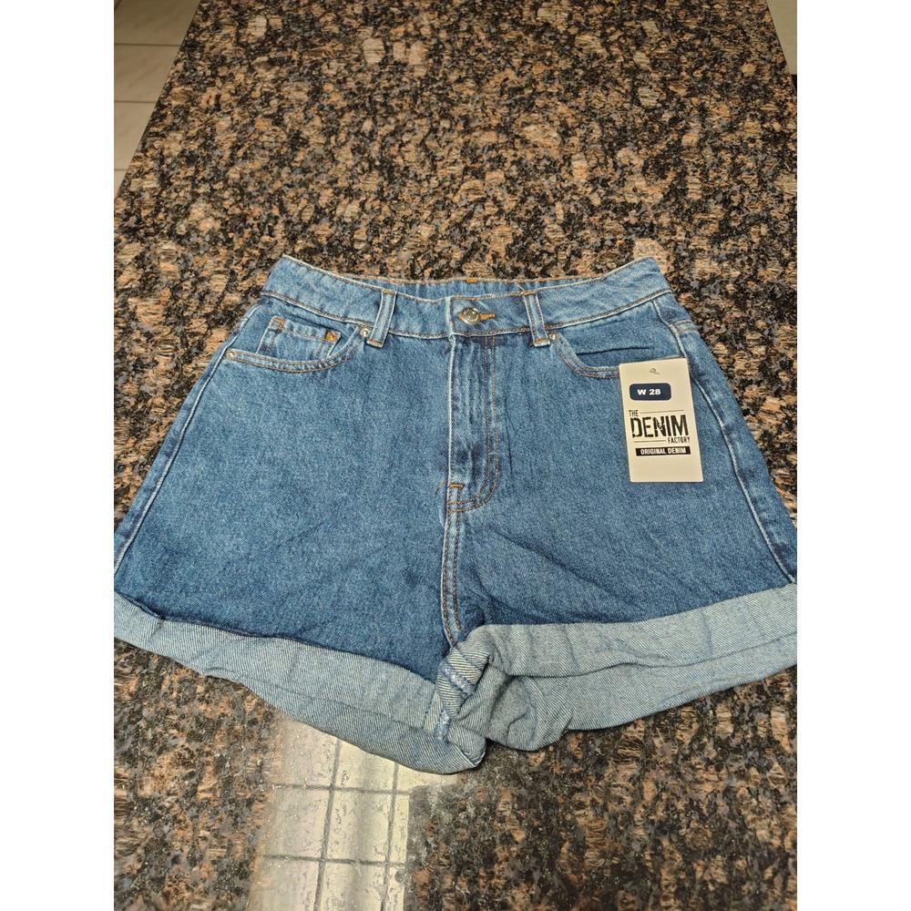 Don't Call Me Jennyfer High Waisted Cuffed Denim Shorts Blue W28 NWT